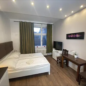 P&j Sw. Krzyza Krakow